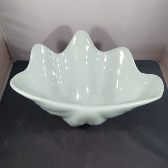 Vintage HALL Pottery Mid Century Light Blue Shell Bowl - Picture 10 of 10
